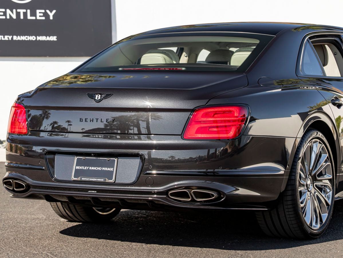 2026 Bentley Flying Spur Mulliner