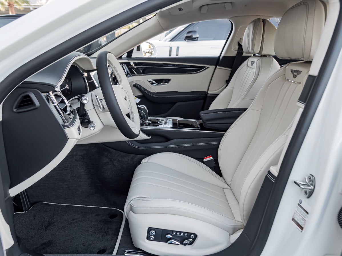 2027 Bentley Flying Spur Base