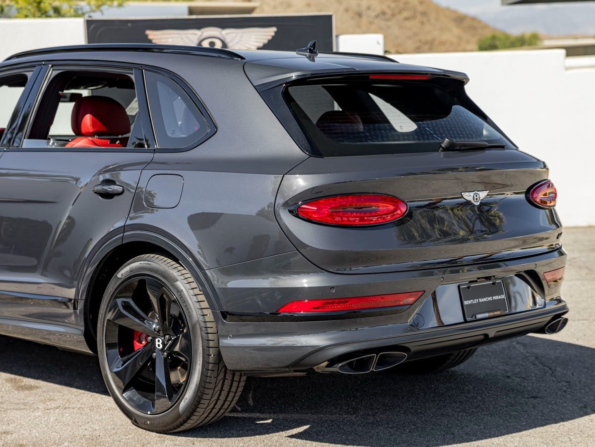 2025 Bentley Bentayga Hybrid Azure Hybrid