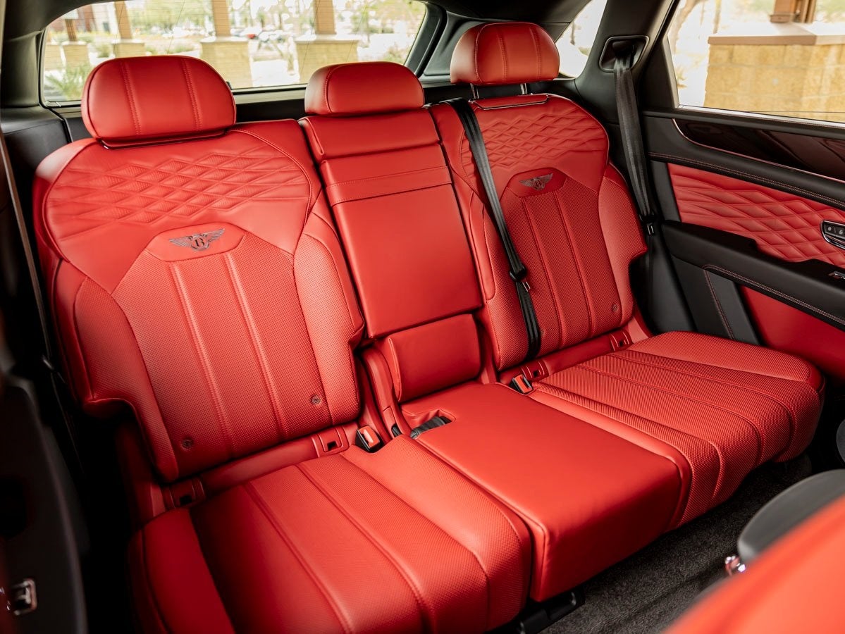 2025 Bentley Bentayga Hybrid Azure Hybrid