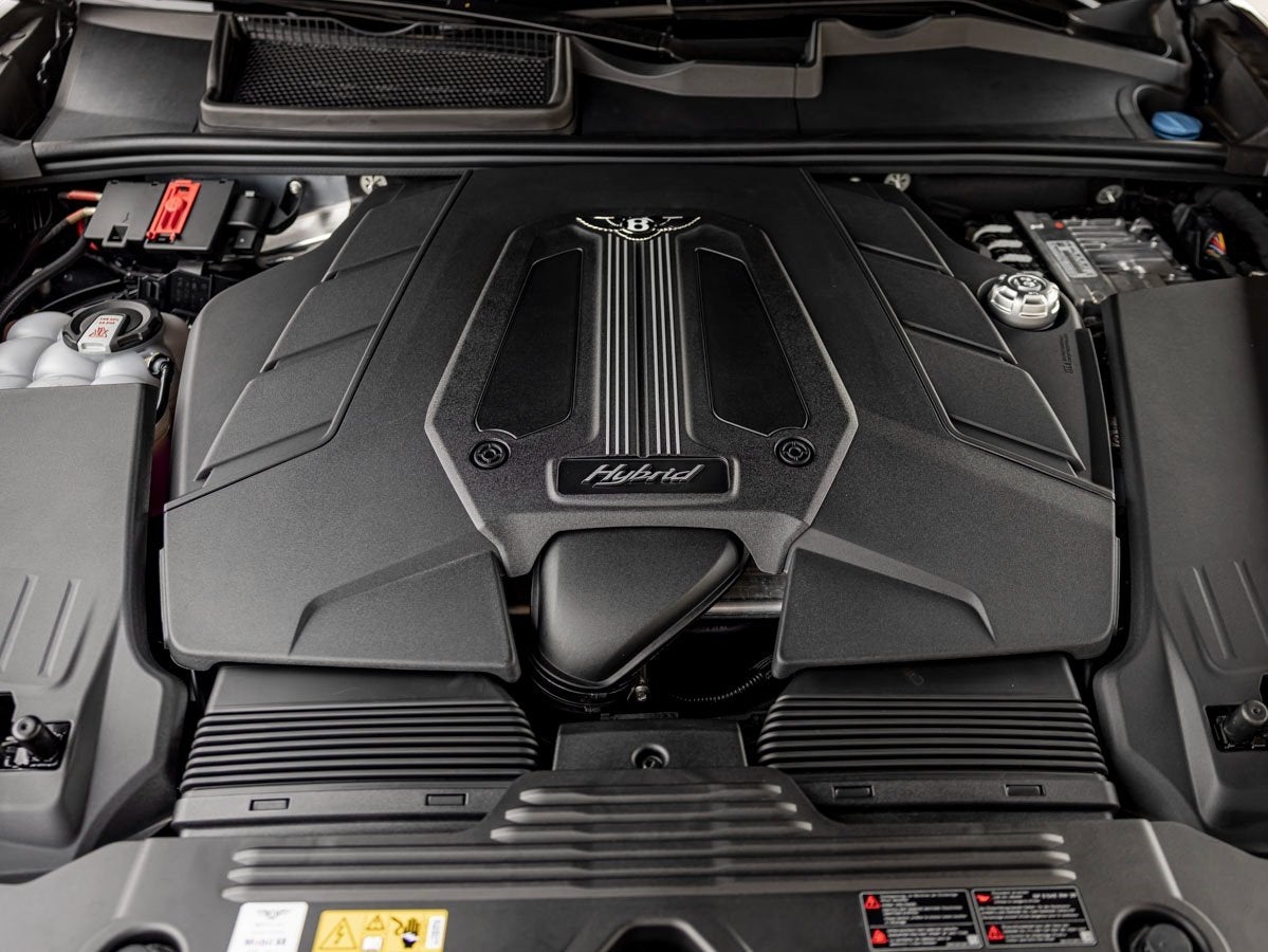 2025 Bentley Bentayga Hybrid Azure Hybrid