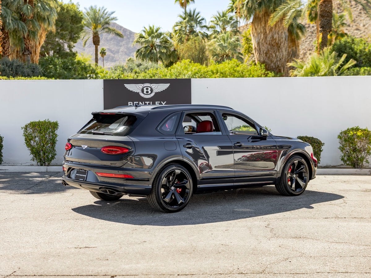 2025 Bentley Bentayga Hybrid Azure Hybrid