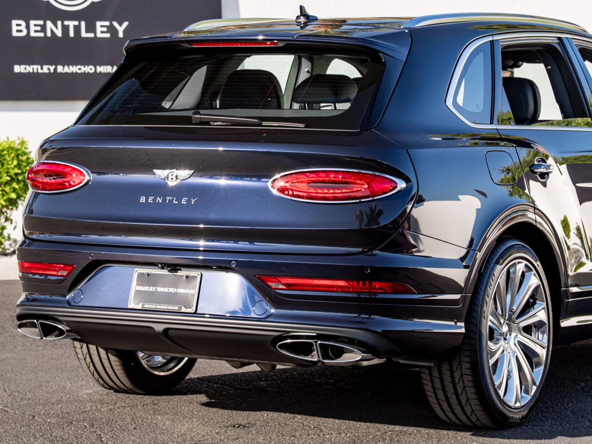 2026 Bentley Bentayga Artenara Edition V8