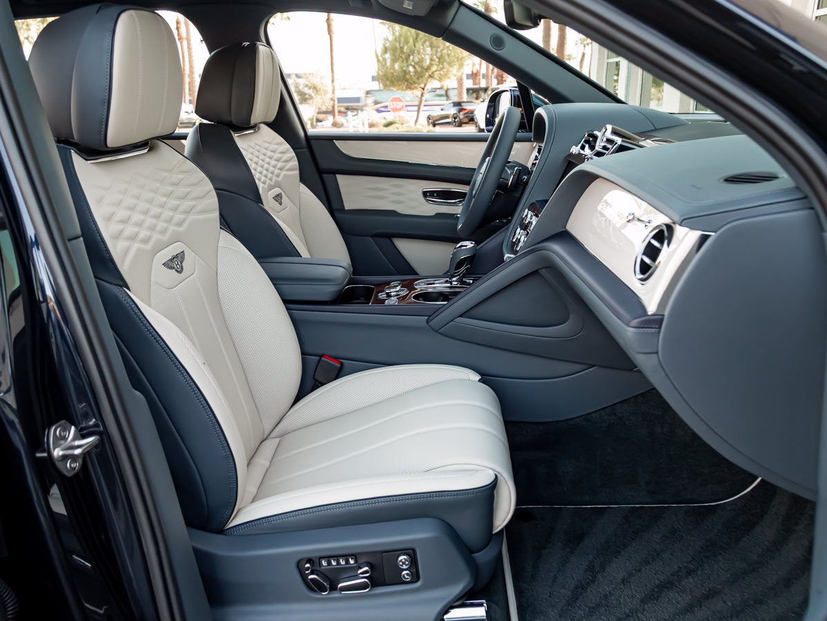 2026 Bentley Bentayga Artenara Edition V8