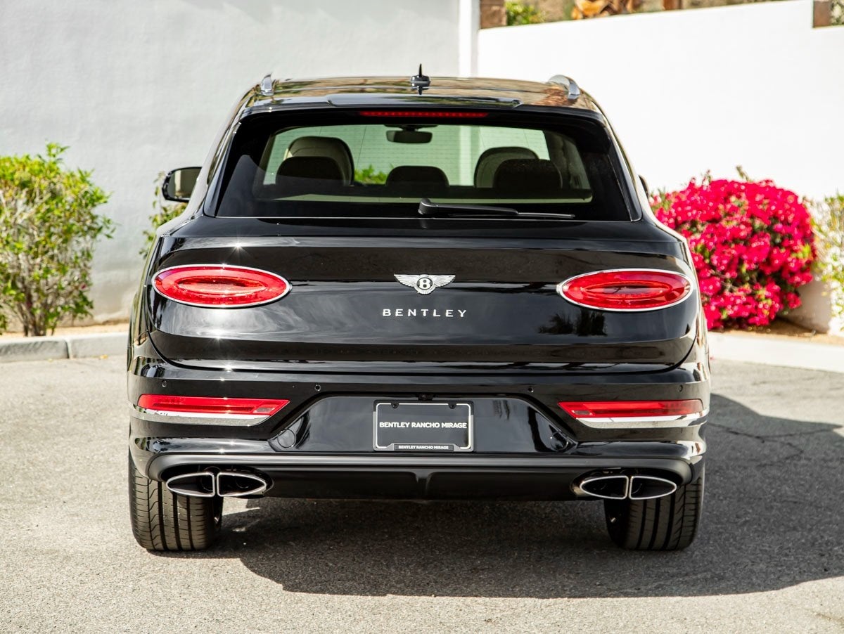 2025 Bentley Bentayga V8
