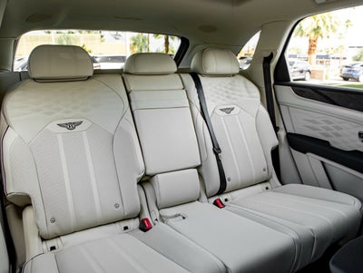 2025 Bentley Bentayga V8