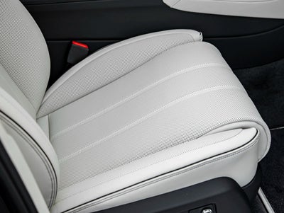 2025 Bentley Bentayga V8