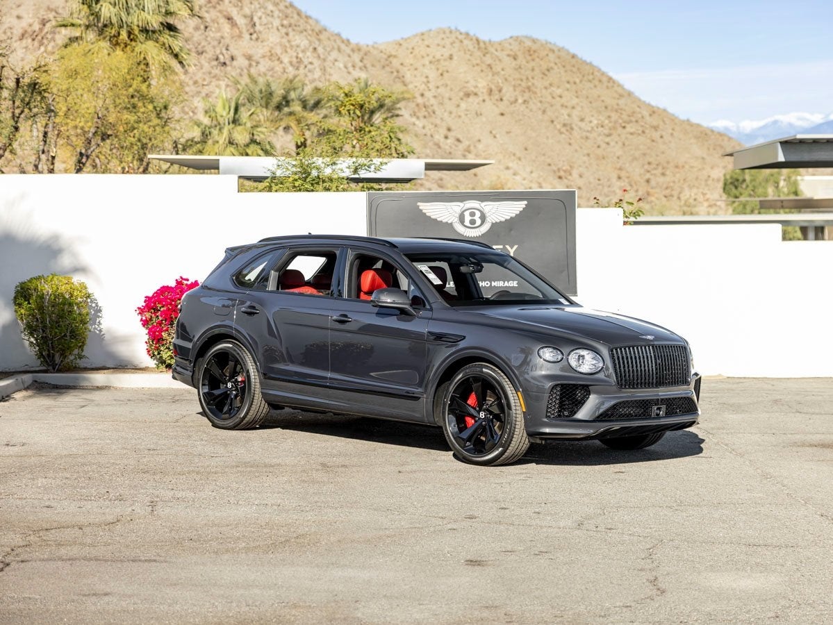 2025 Bentley Bentayga Azure V8