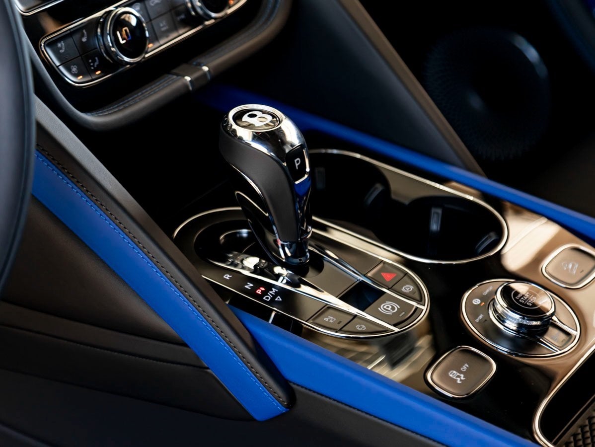 2025 Bentley Bentayga S Black Edition V8