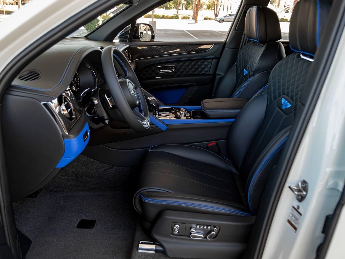 2025 Bentley Bentayga S Black Edition V8