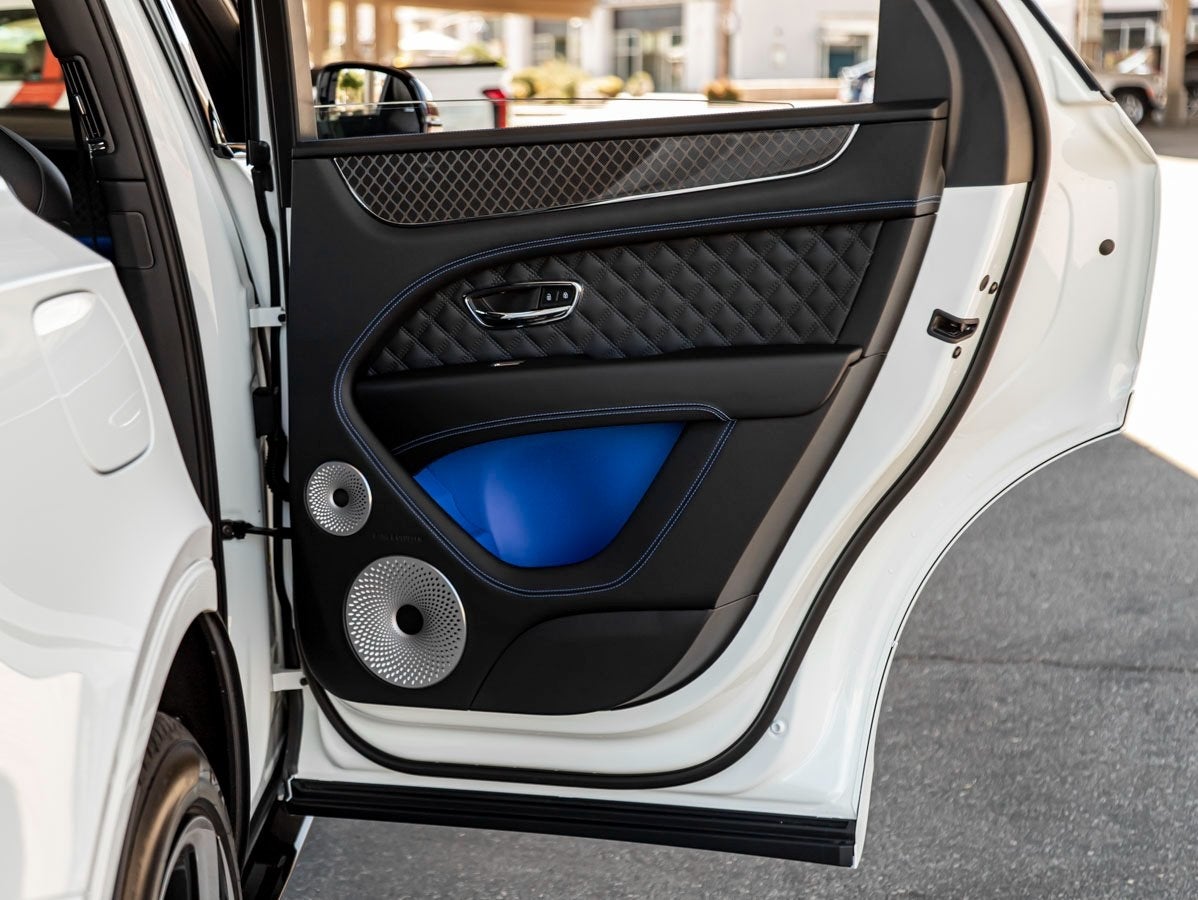 2025 Bentley Bentayga S Black Edition V8