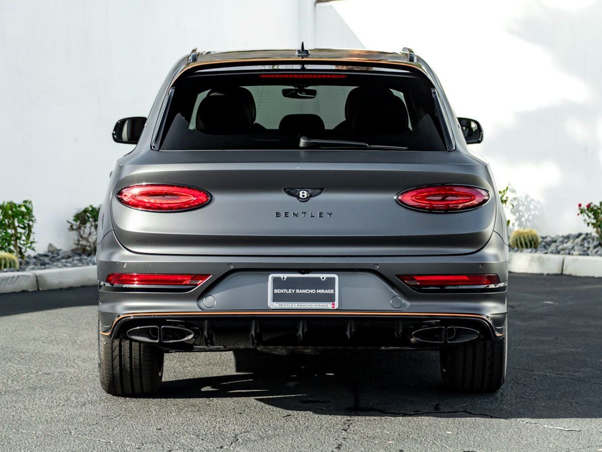 2025 Bentley Bentayga V8