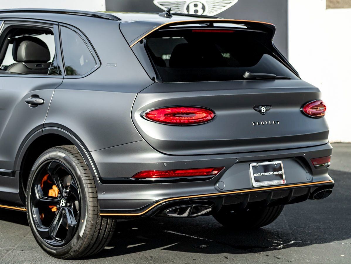 2025 Bentley Bentayga V8