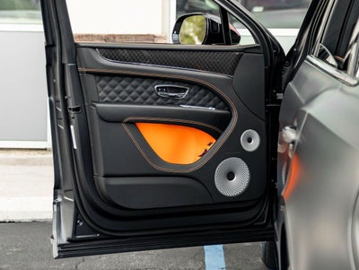 2025 Bentley Bentayga V8