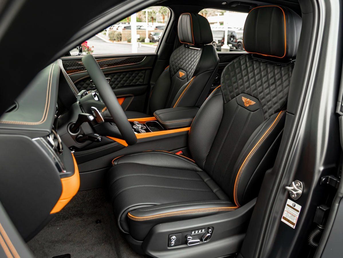 2025 Bentley Bentayga V8
