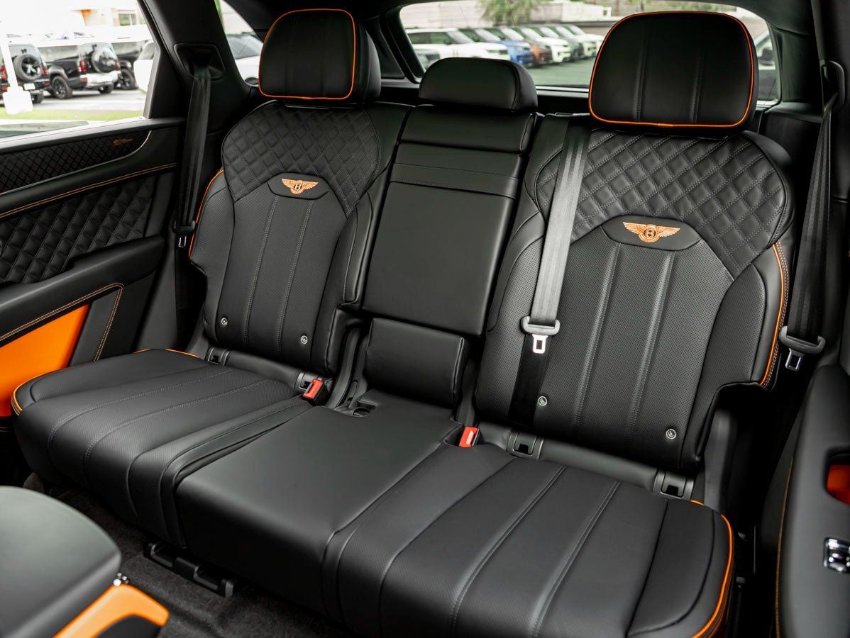 2025 Bentley Bentayga V8