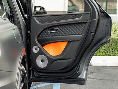 2025 Bentley Bentayga V8