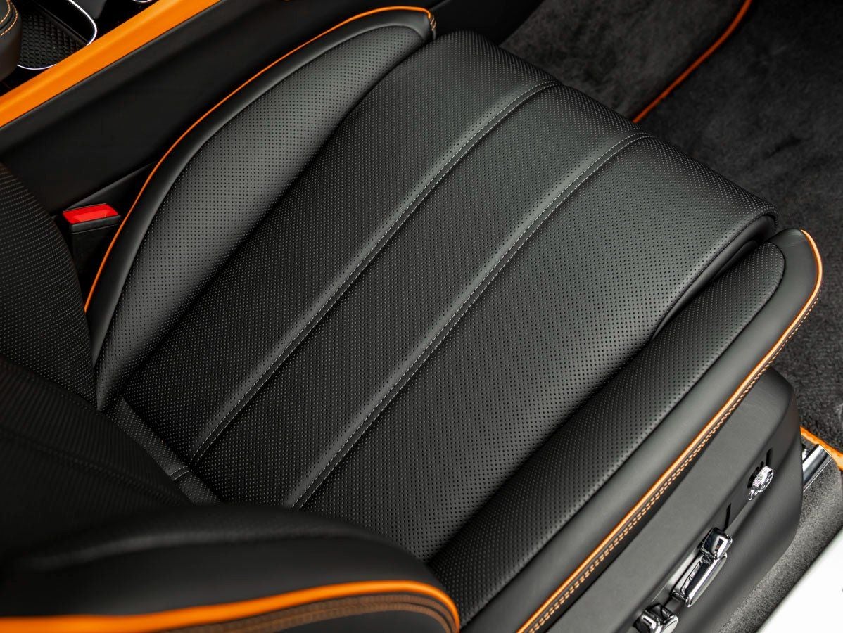 2025 Bentley Bentayga V8