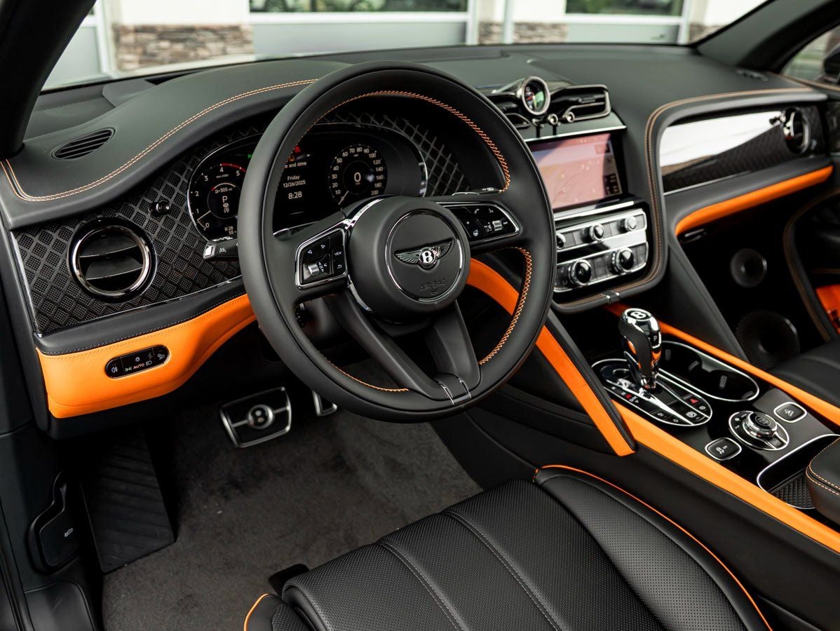 2025 Bentley Bentayga V8