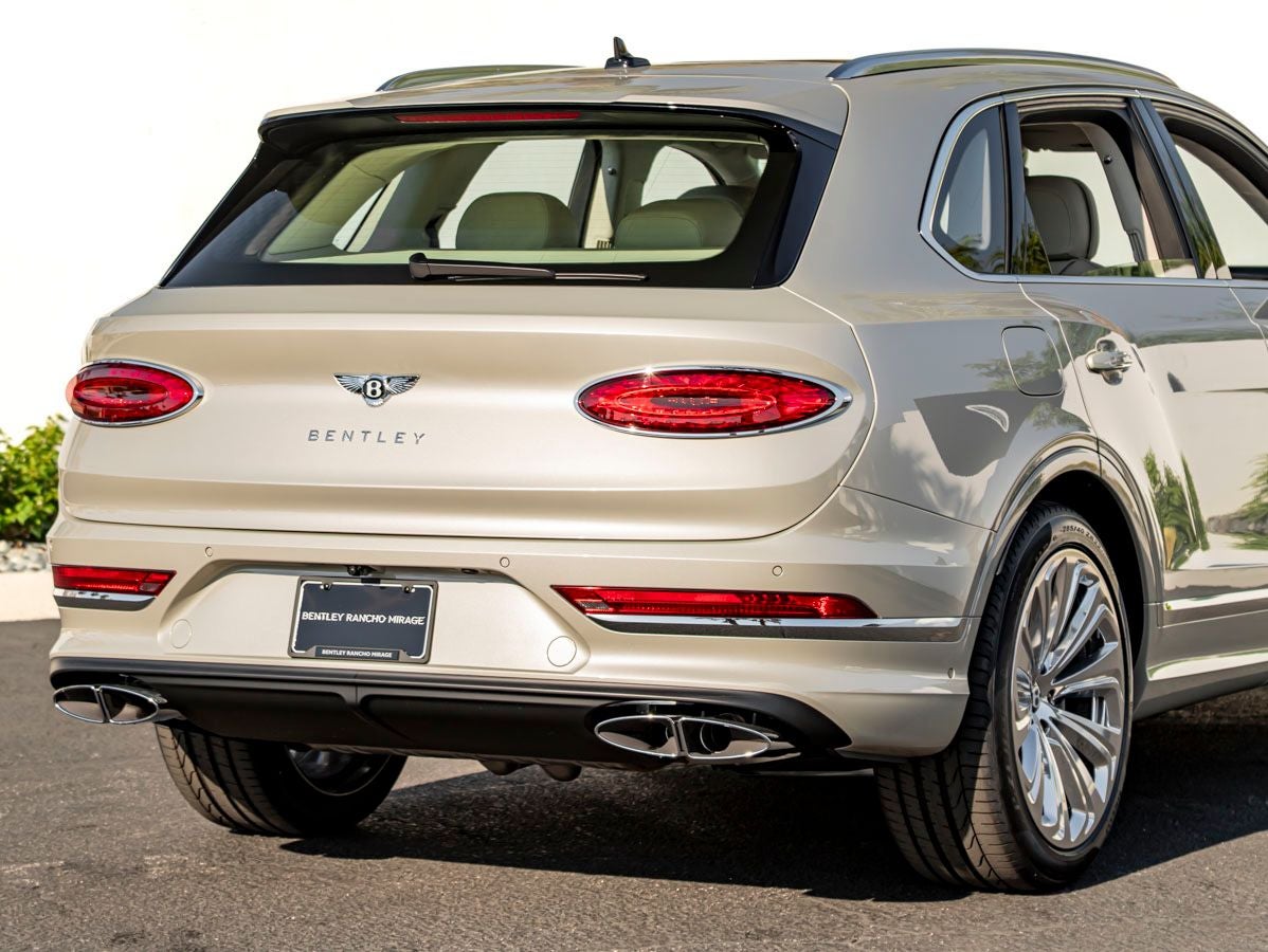 2026 Bentley Bentayga Azure V8