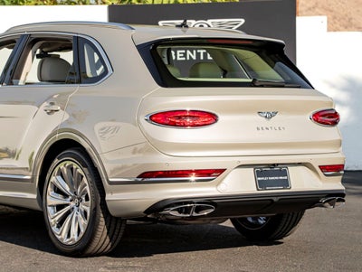 2026 Bentley Bentayga Azure V8