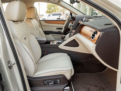 2026 Bentley Bentayga Azure V8