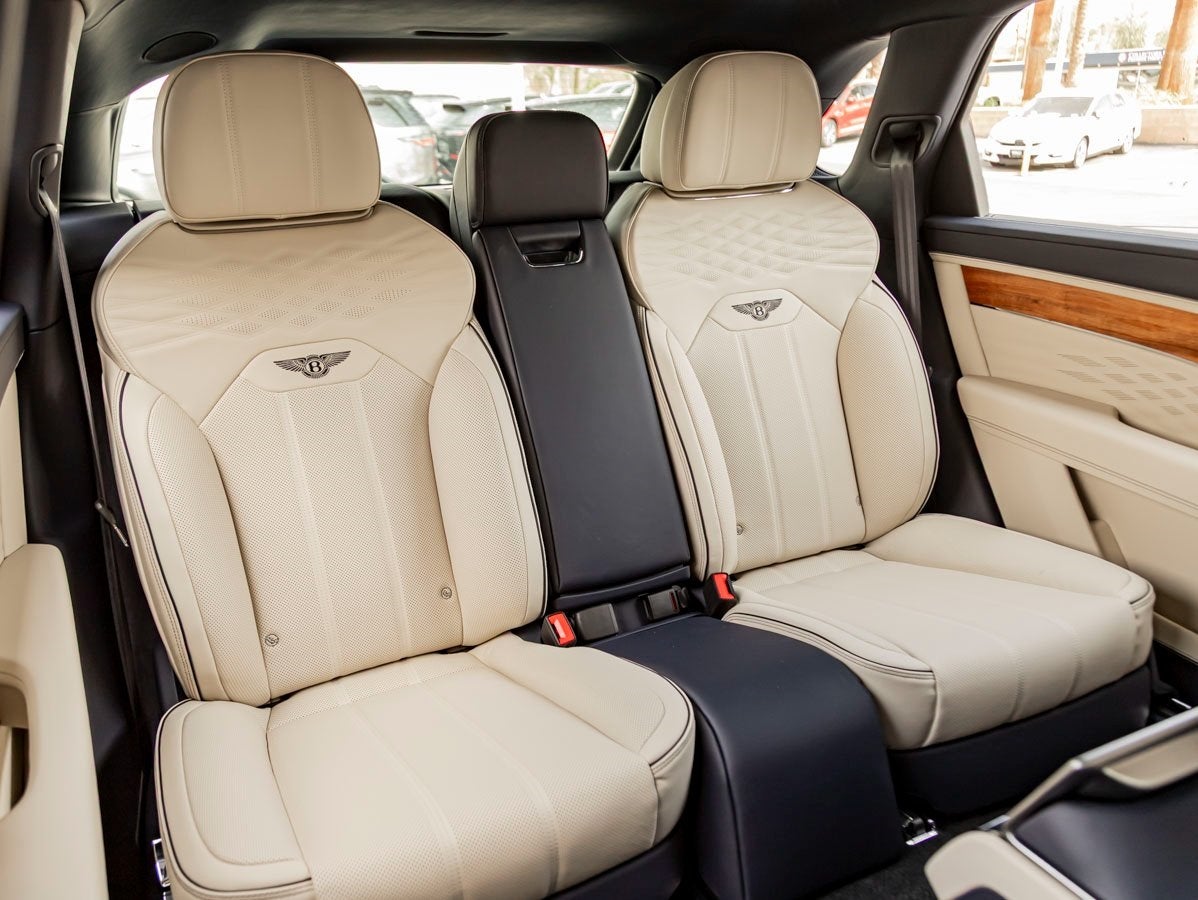 2025 Bentley Bentayga EWB Azure