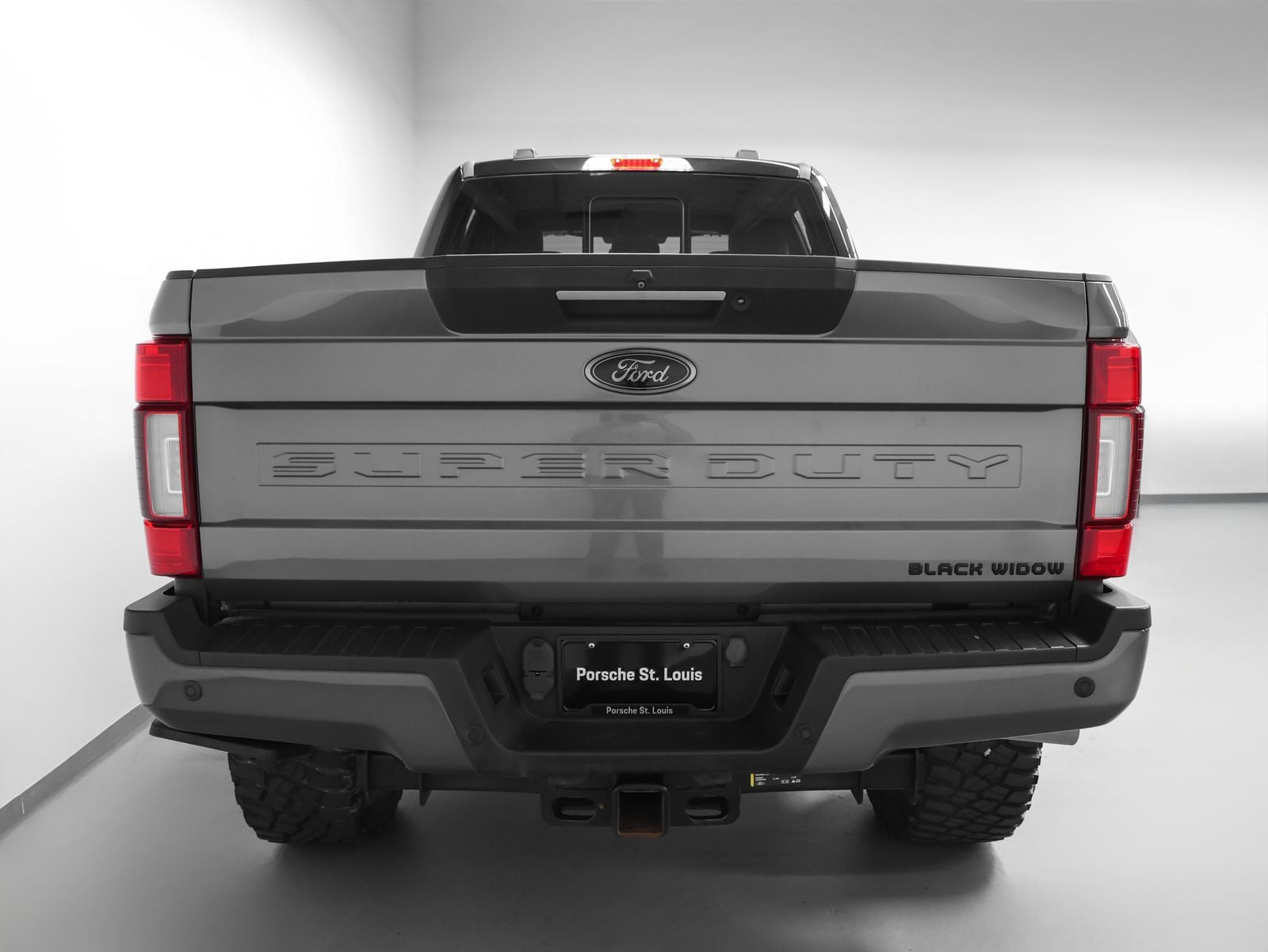 2022 Ford F-250SD Black Widow