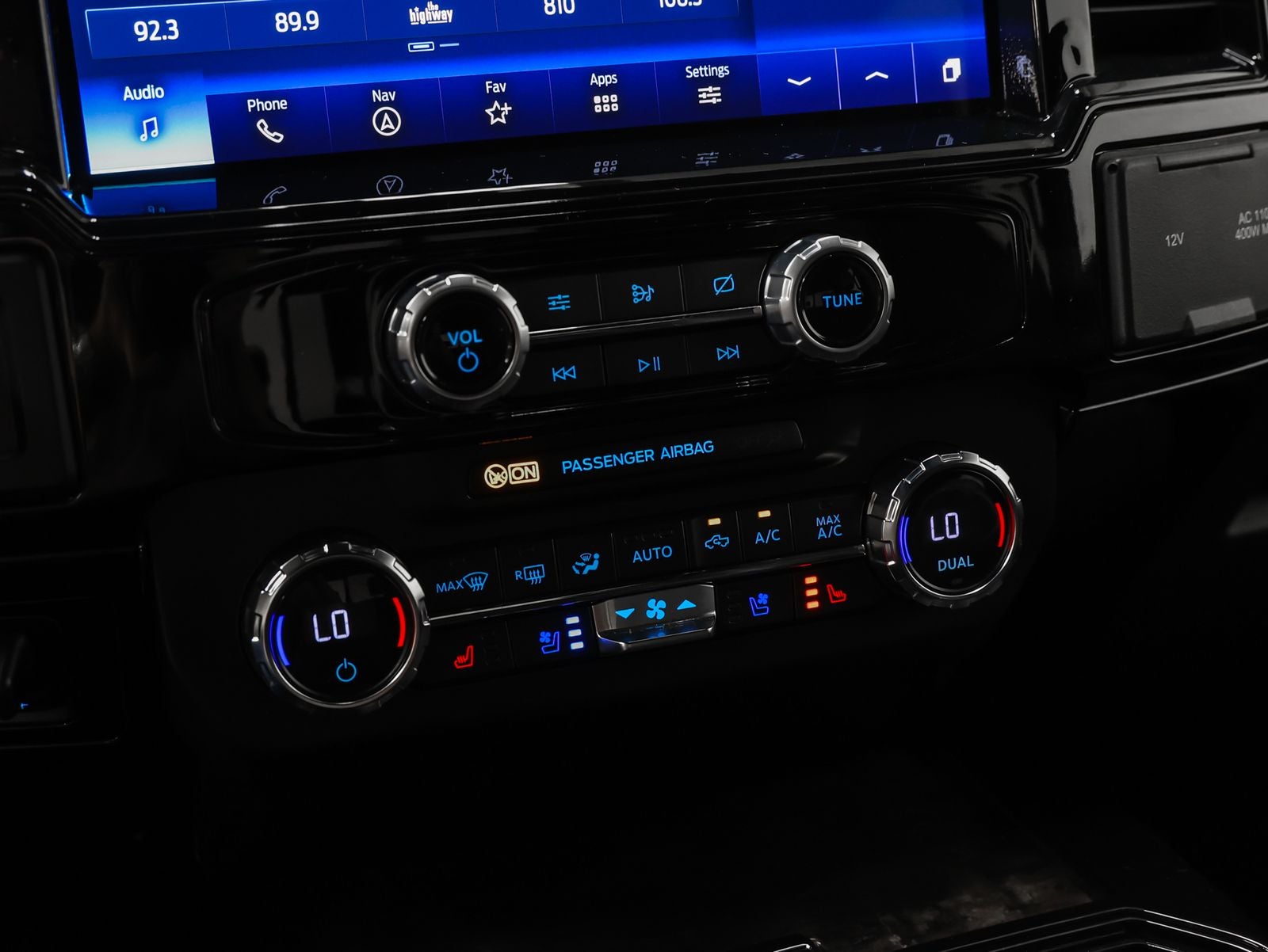 2022 Ford F-250SD Black Widow