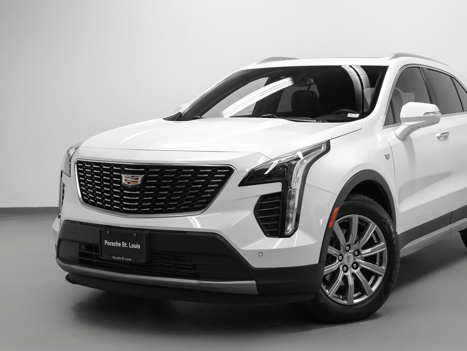 2021 Cadillac XT4 Premium Luxury