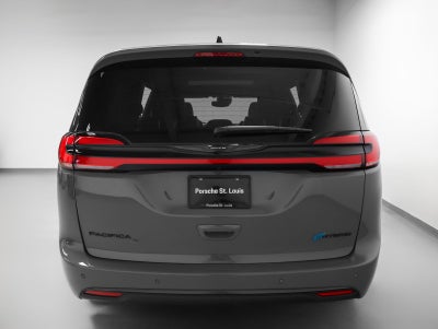 2023 Chrysler Pacifica Hybrid Limited S Appearance