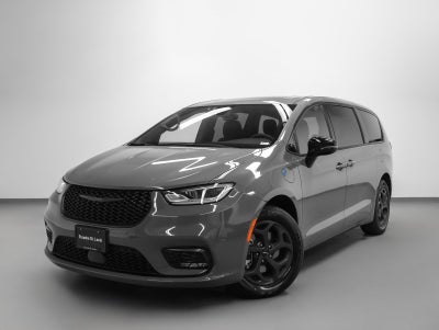 2023 Chrysler Pacifica Hybrid Limited S Appearance