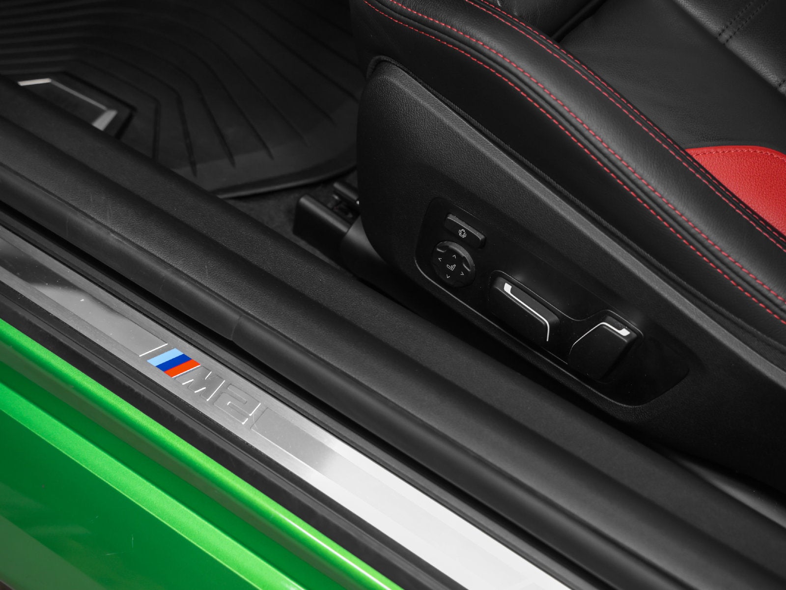 2025 BMW M2 Base