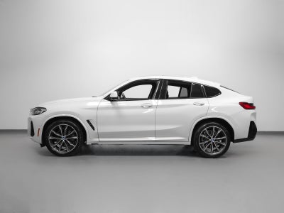 2023 BMW X4 xDrive30i