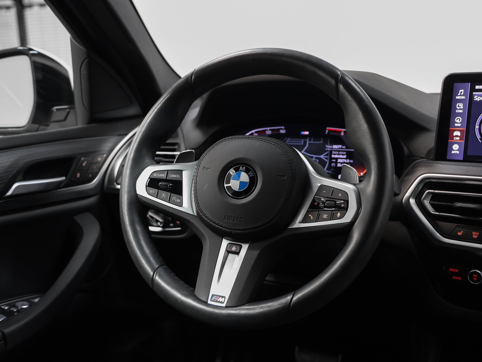 2023 BMW X4 xDrive30i