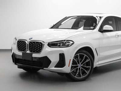 2023 BMW X4 xDrive30i