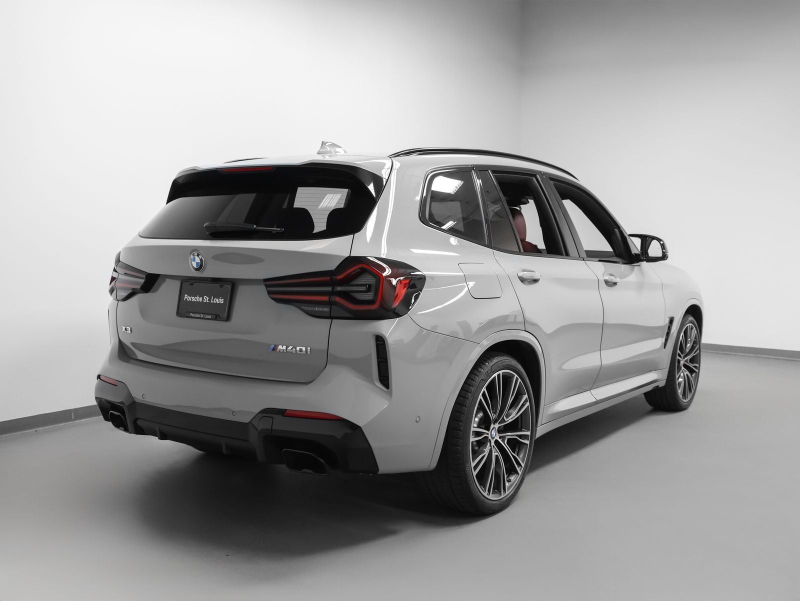 2023 BMW X3 M40i