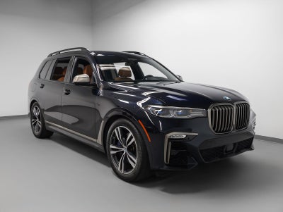 2022 BMW X7 M50i