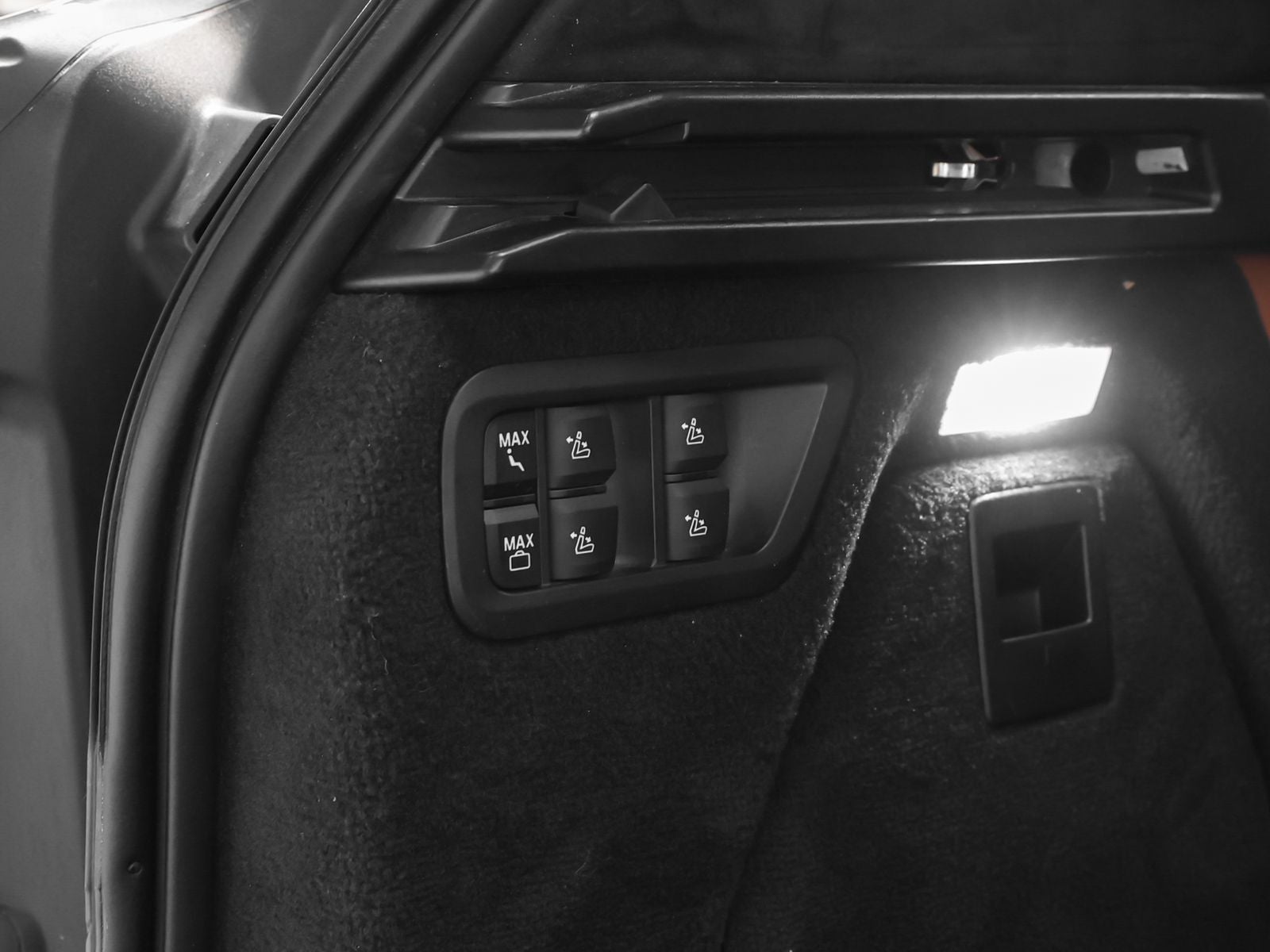2022 BMW X7 M50i