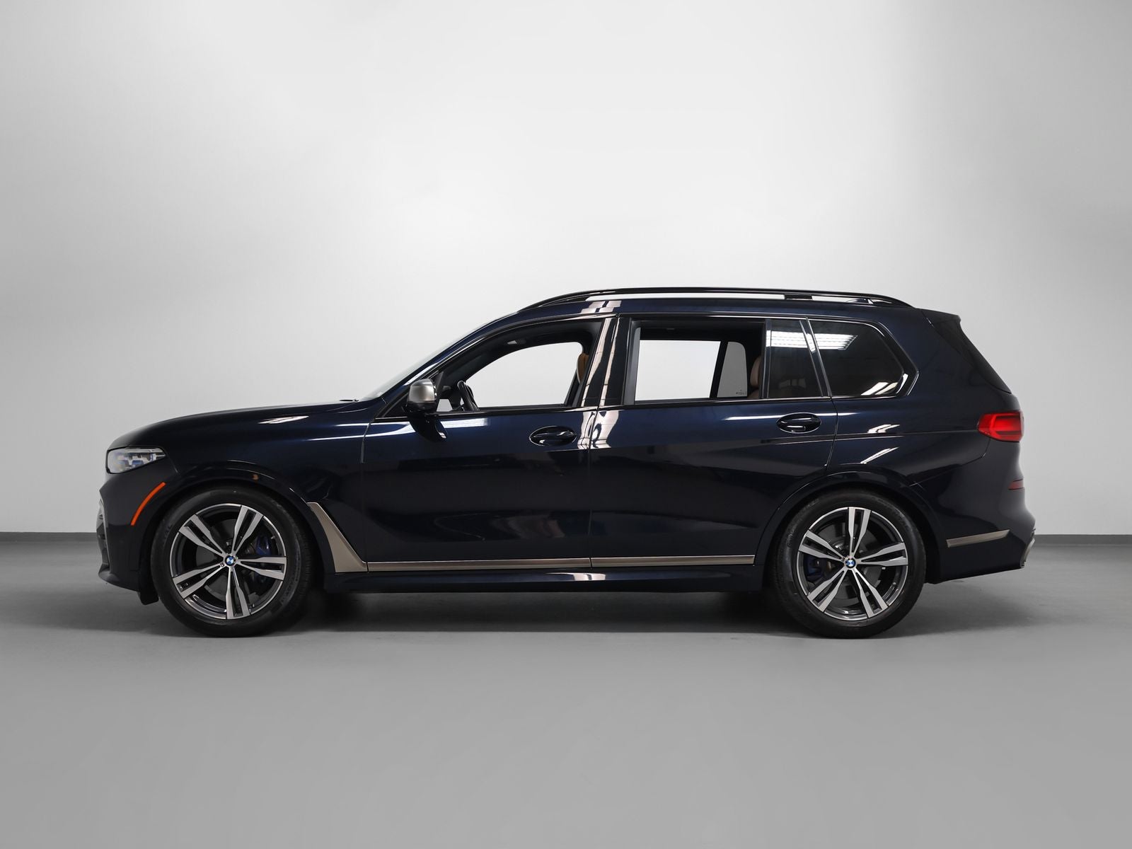 2022 BMW X7 M50i