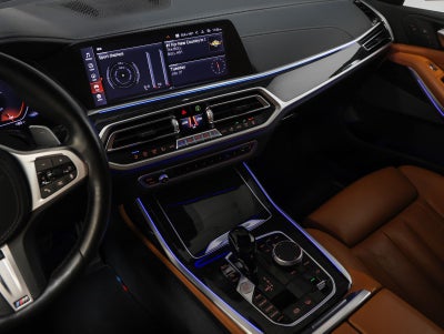 2022 BMW X7 M50i