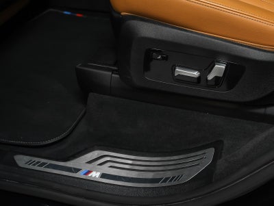 2022 BMW X7 M50i