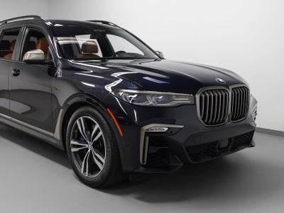 2022 BMW X7 M50i