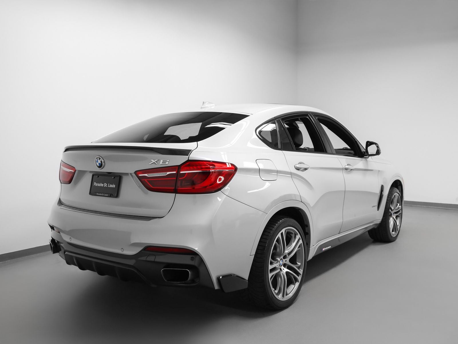 2016 BMW X6 xDrive35i M Sport