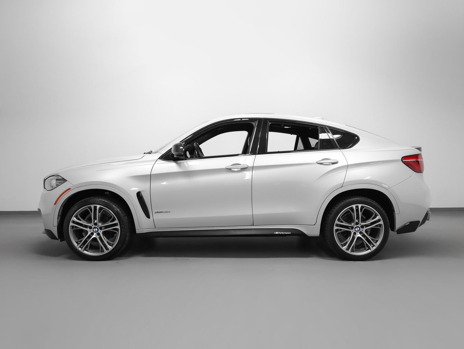 2016 BMW X6 xDrive35i M Sport