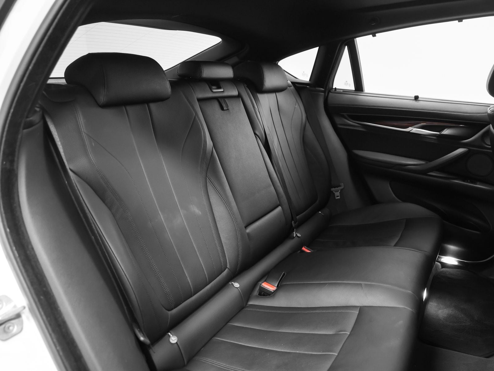 2016 BMW X6 xDrive35i M Sport