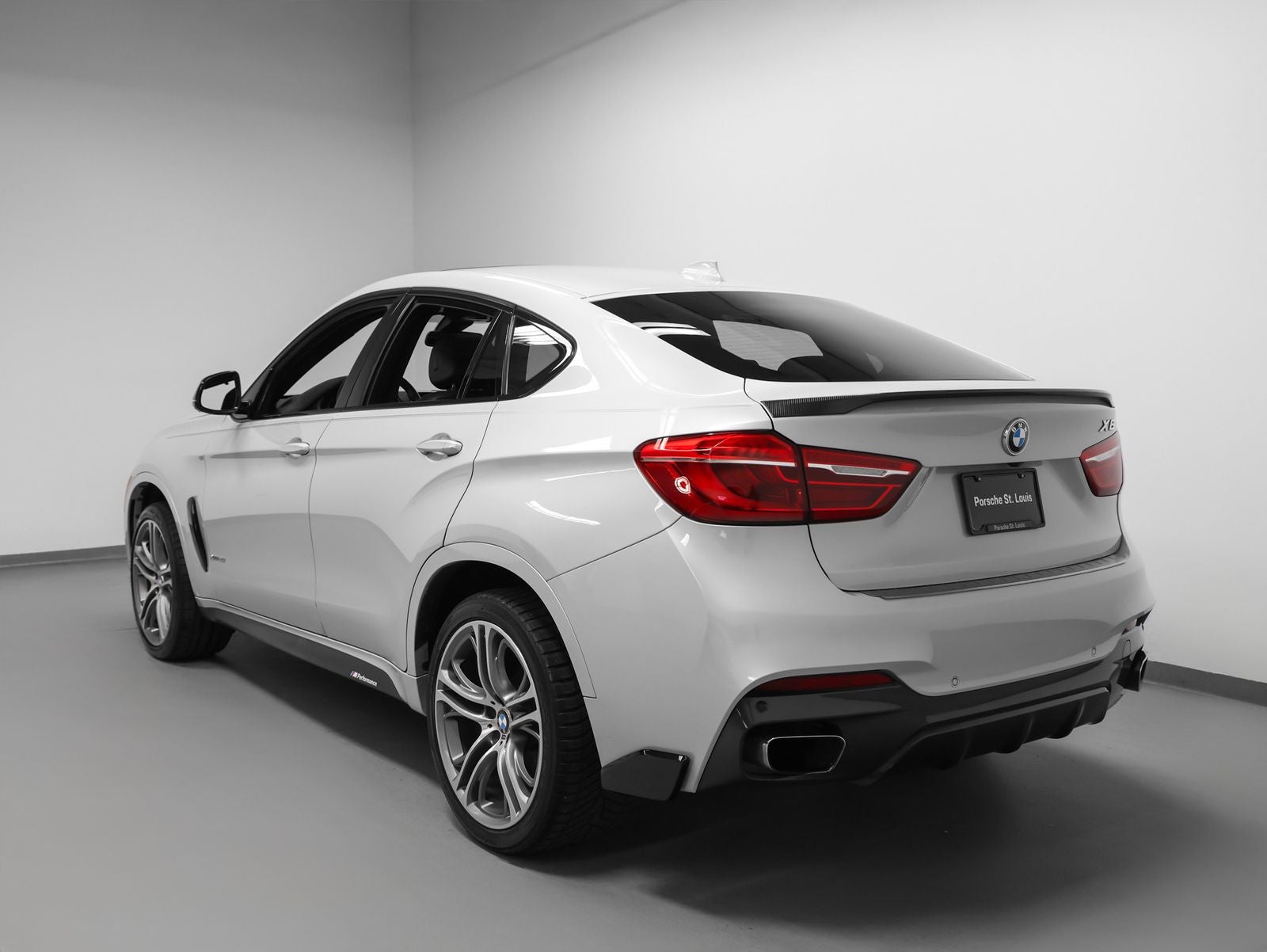 2016 BMW X6 xDrive35i M Sport