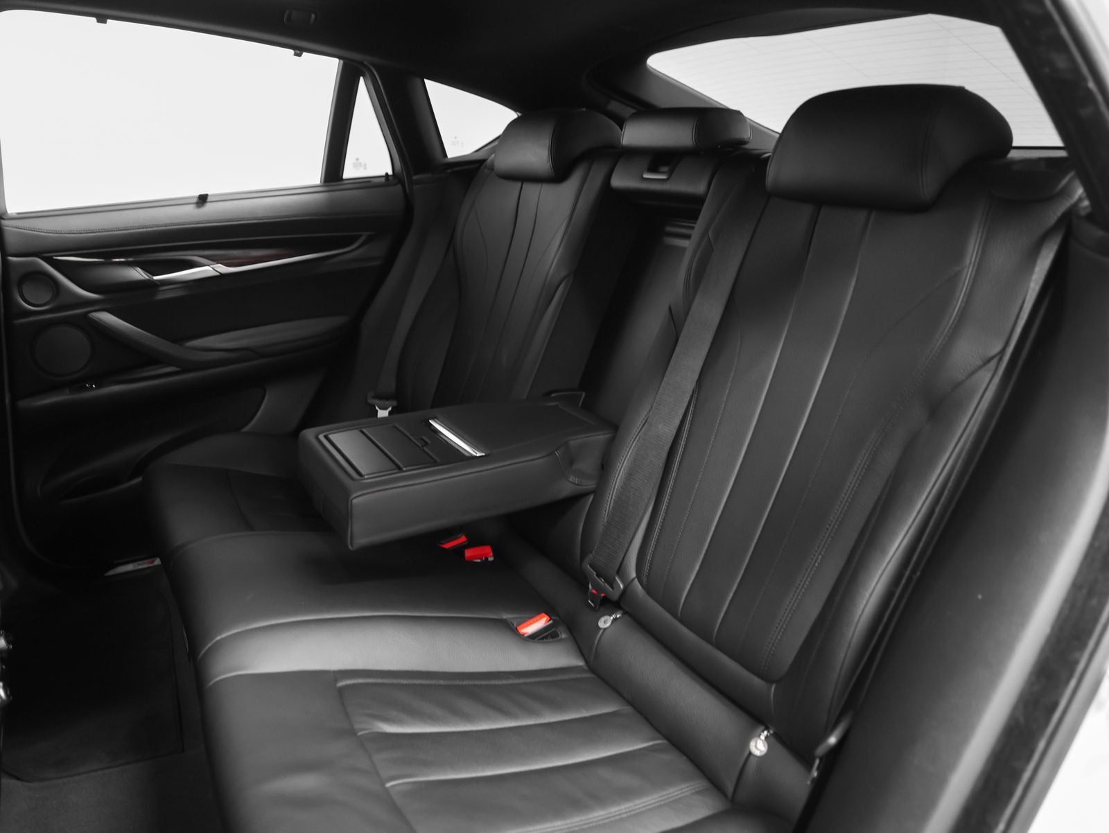 2016 BMW X6 xDrive35i M Sport