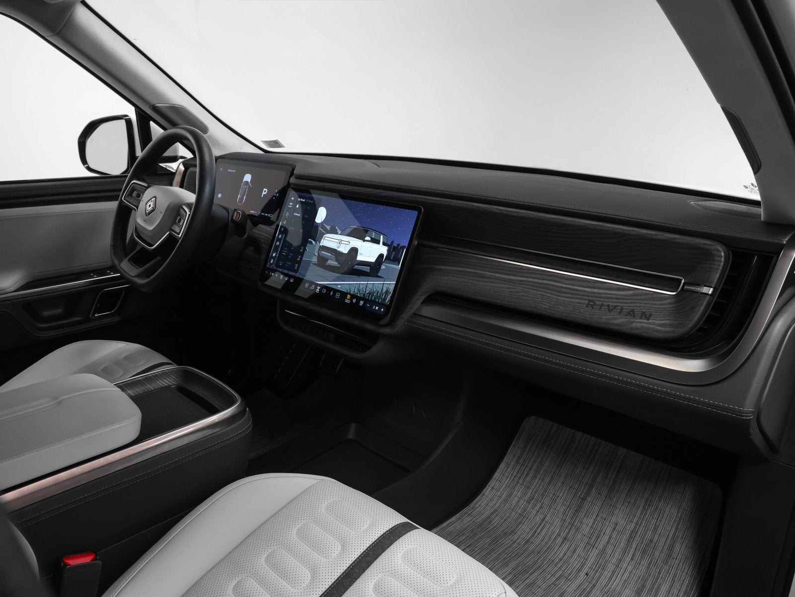 2023 Rivian R1S Adventure Quad Motor Large Pack