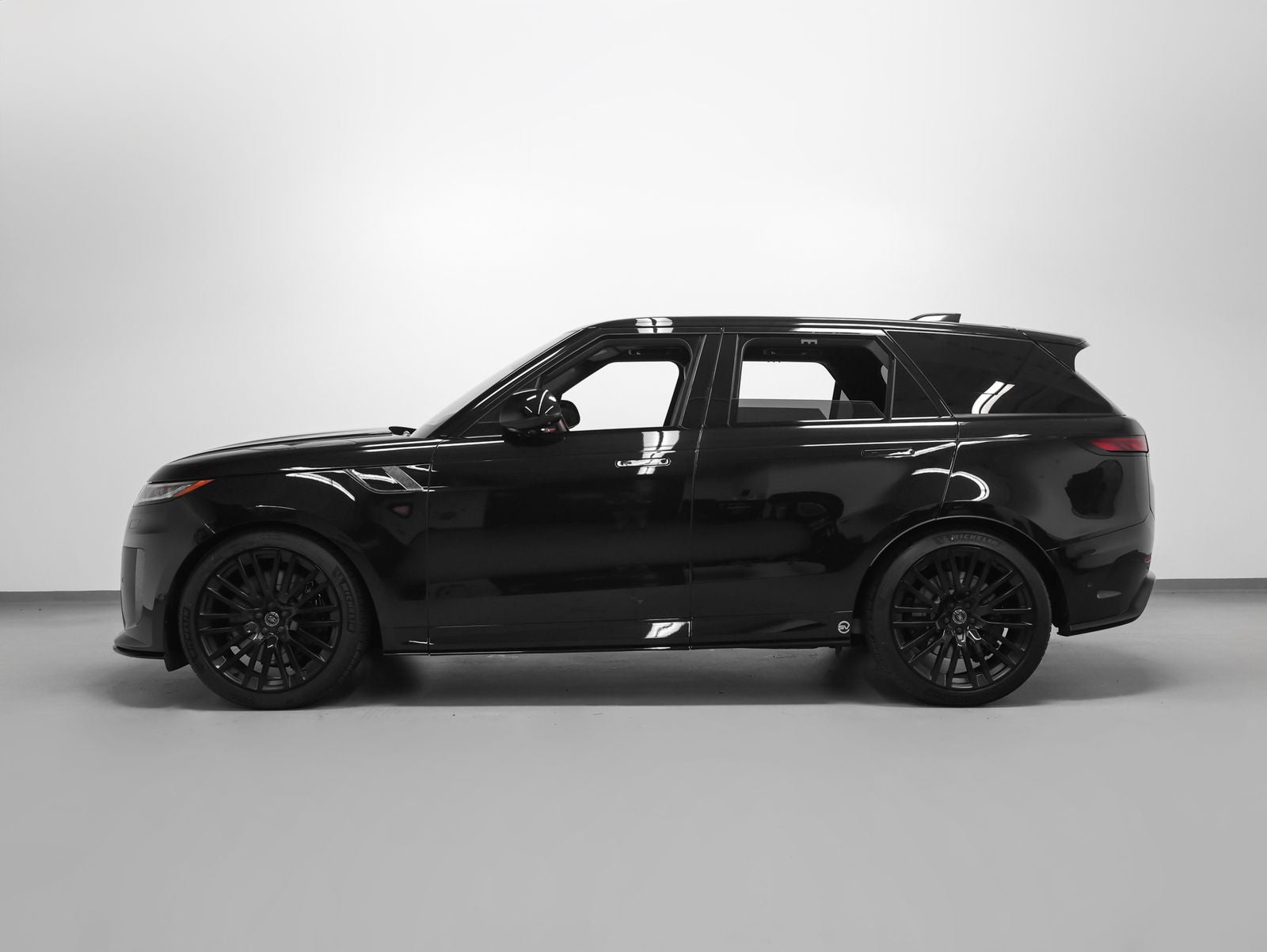 2025 Land Rover Range Rover Sport SV Edition Two